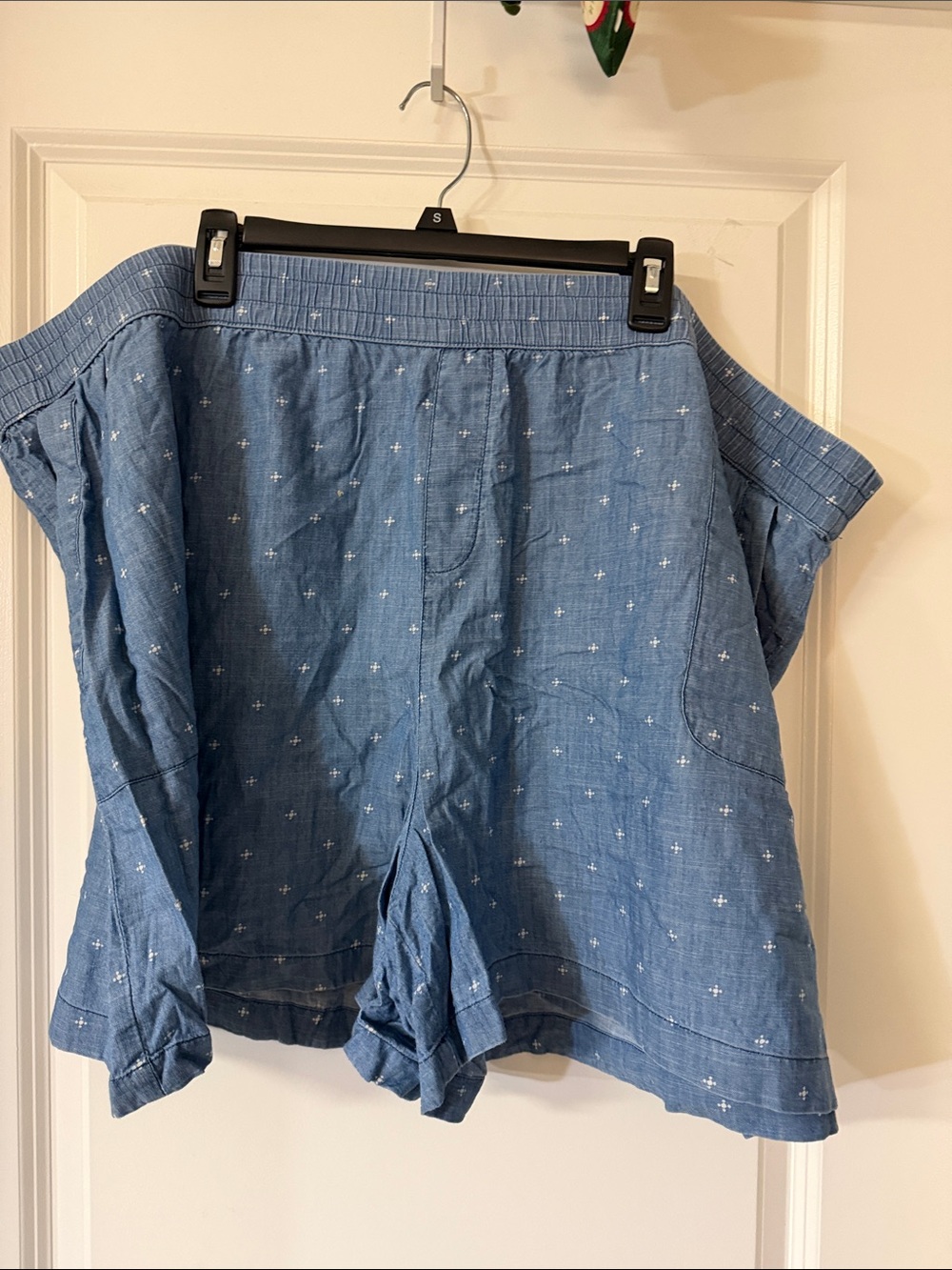 Everyday Chambray Bermuda Shorts in Light Blue